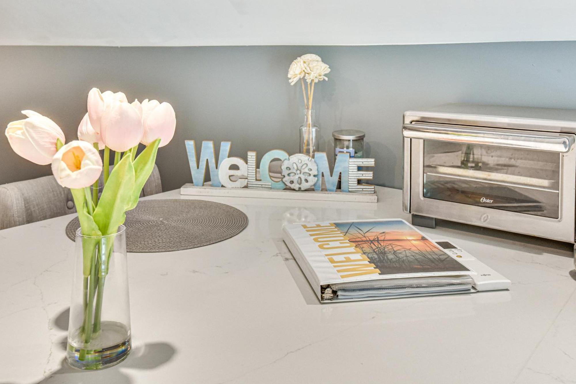Benton Harbor Apt With Balcony And Shared Fire Pit Ngoại thất bức ảnh